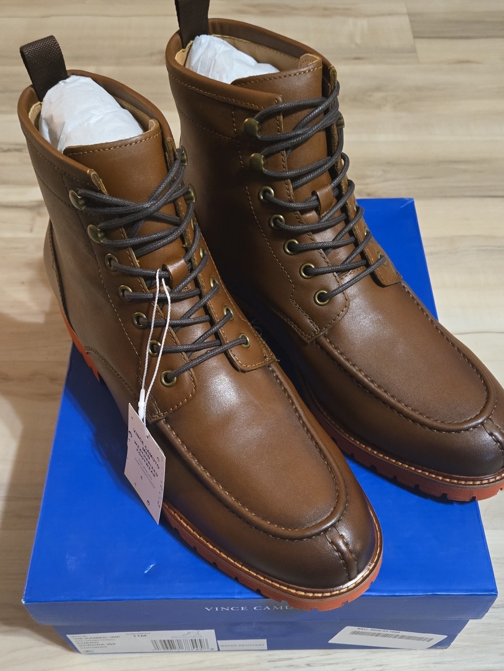 Vince Camuto Men's Chestnut Brown Leather Chukka Boots